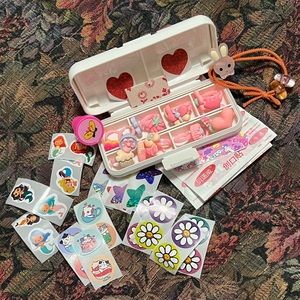 NEW THINK GRANDKIDS! 14 rings, bunny hair tie, deluxe holder, etc